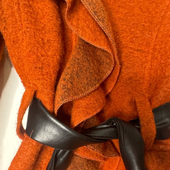 Wool rust coloured coat - Picture 2 of 4